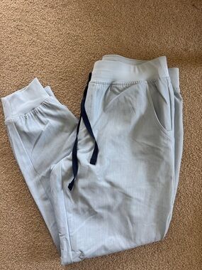 Figs Zamora joggers in Chambray